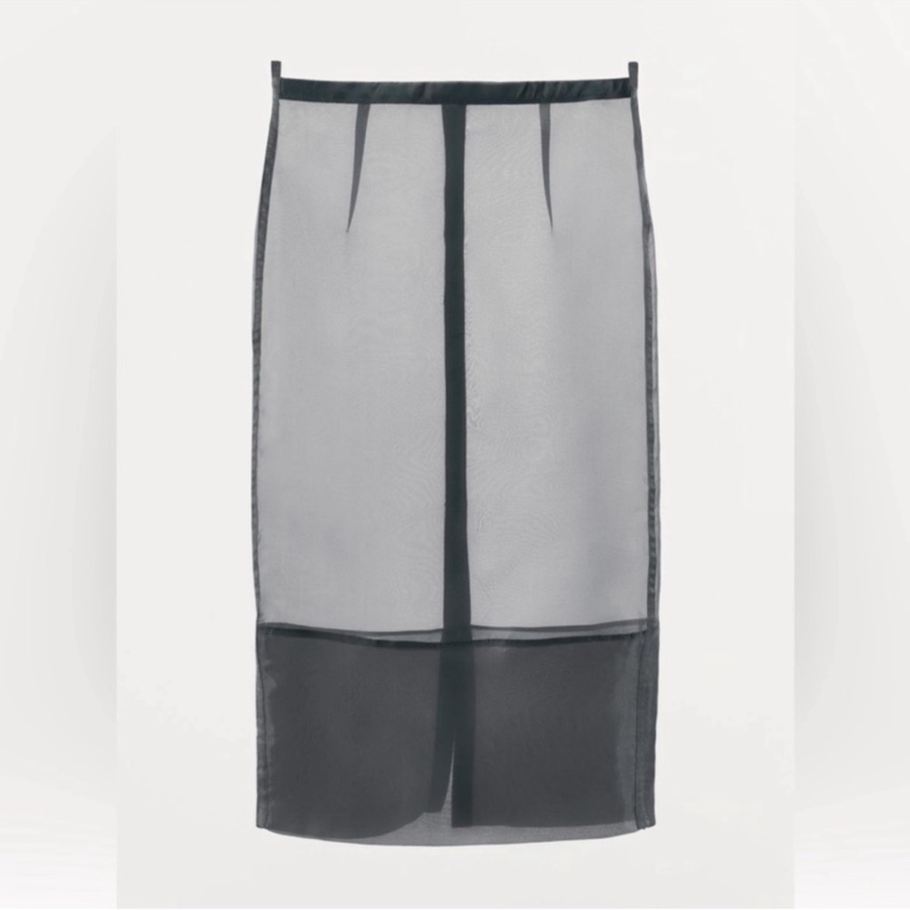 Zara sheer gray organza skirt. Size M.